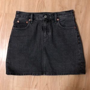 Washed Black Levi’s Denim Mini Skirt 26